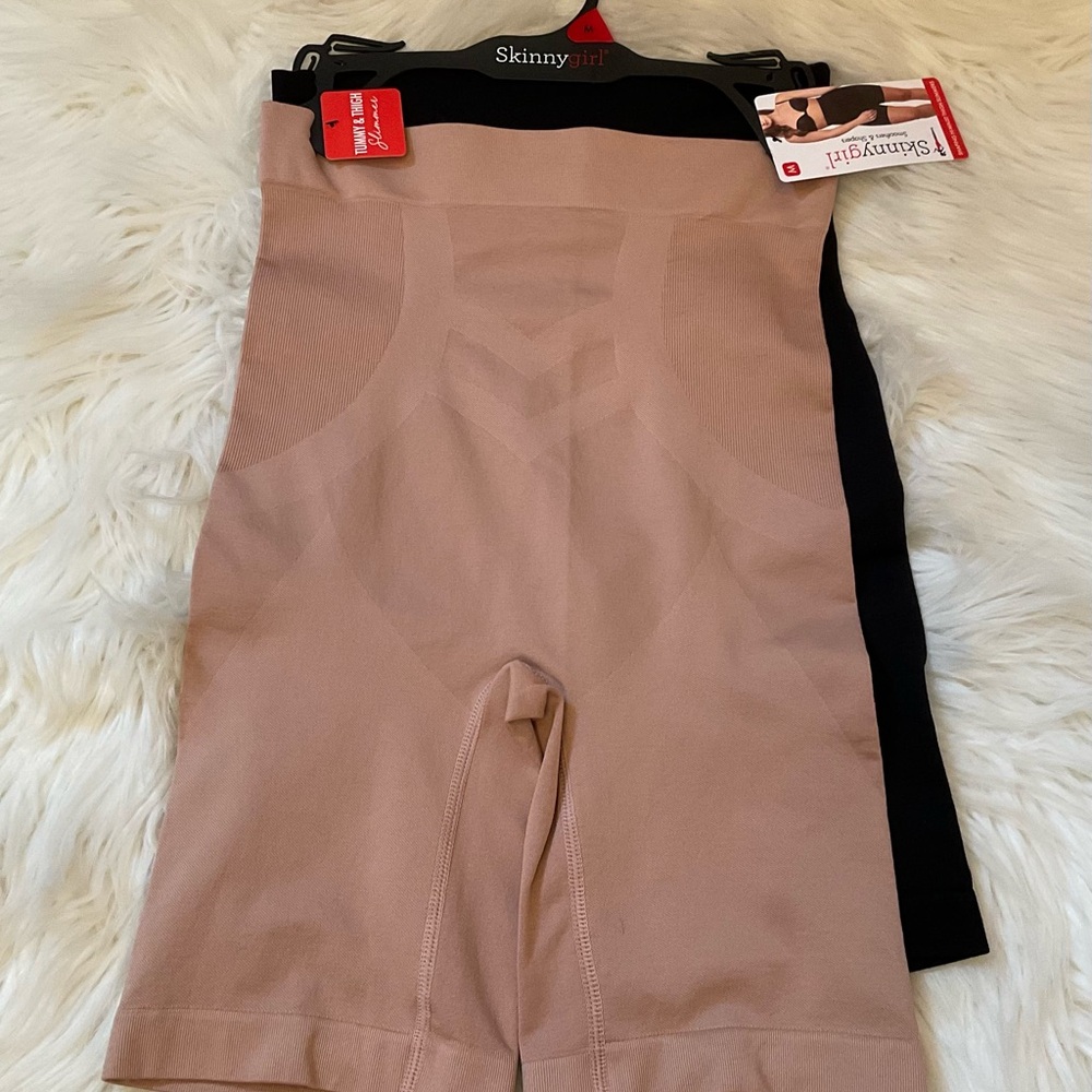 Skinnygirl Shaping Hi-Waist Thigh Slimmers - NWT - Medium - Set of 2 - Picture 2 of 7